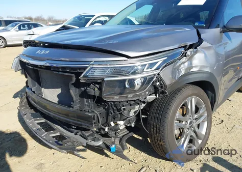 2022 Kia Seltos S из США, поврежденный, VIN KNDEU2AAXN7248736